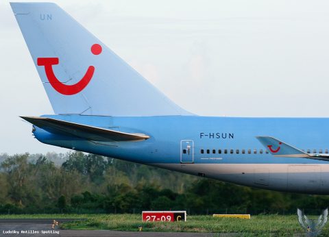 F-HSUN · Boeing 747-400, Martinique – Aimé Césaire