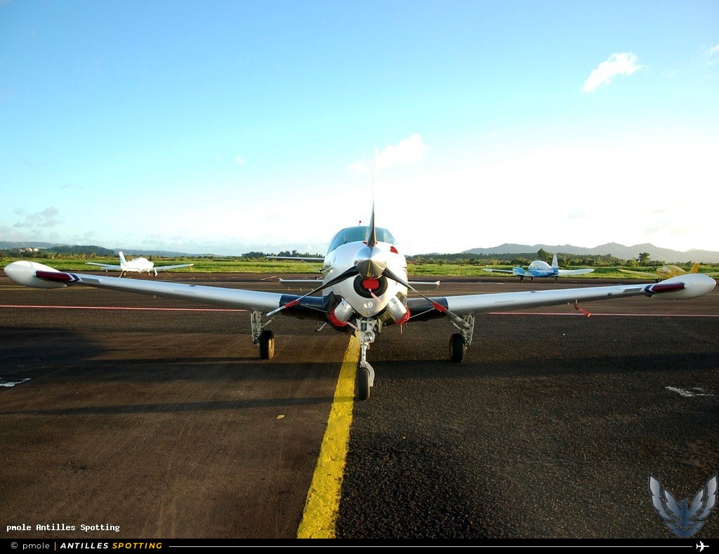 N1136Y · RAYTHEON AIRCRAFT COMPANY A36, HARRY S MCCARTHY JR LLC, Martinique – Aimé Césaire