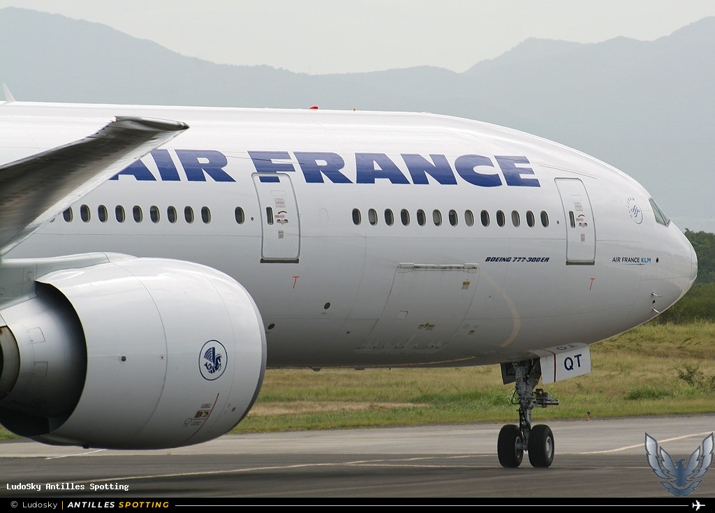 F-GSQT · Boeing 777-300ER, Air France, Pointe-à-Pitre – Maryse Condé