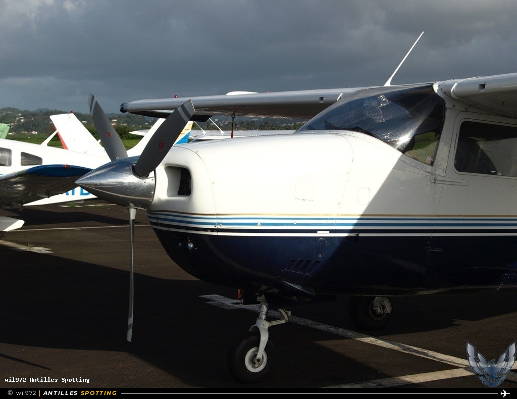 N777FW · Cessna 210 Centurion, Privé, Martinique – Aimé Césaire