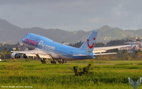 F-HLOV · Boeing 747-400, Martinique – Aimé Césaire