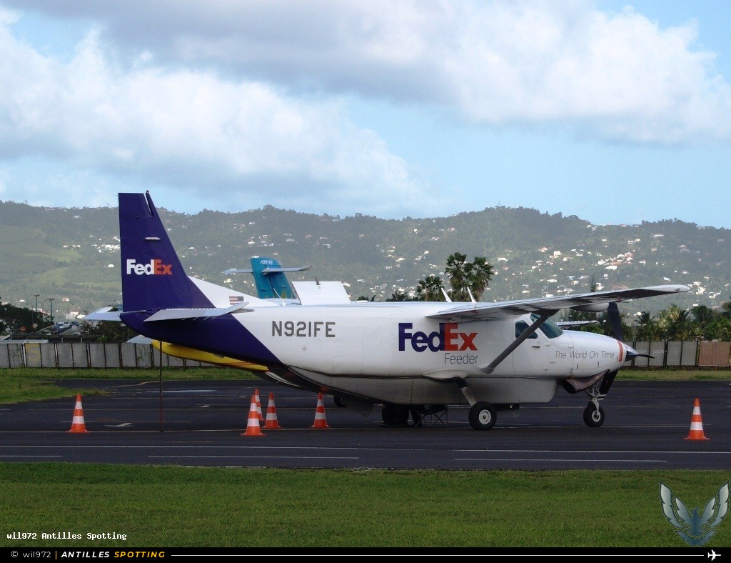 N921FE · Cessna 208 Caravan, FedEx Feeder, Martinique – Aimé Césaire