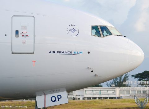 F-GSQP · Boeing 777-300ER, Pointe-à-Pitre – Maryse Condé