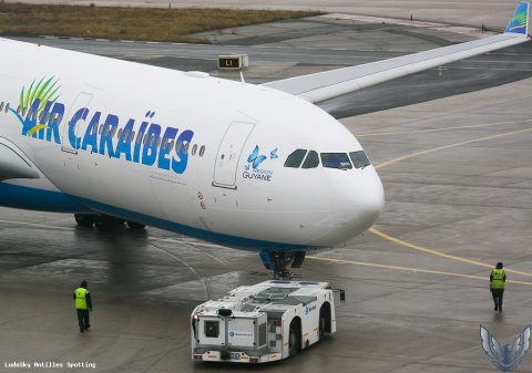 F-OONE · Airbus A330-300, Paris-Orly