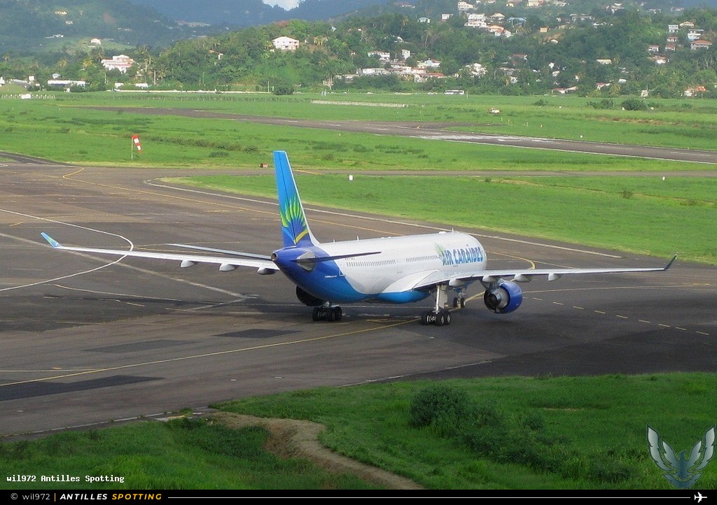 F-ORLY · Airbus A330-300, Air Caraïbes, Martinique – Aimé Césaire