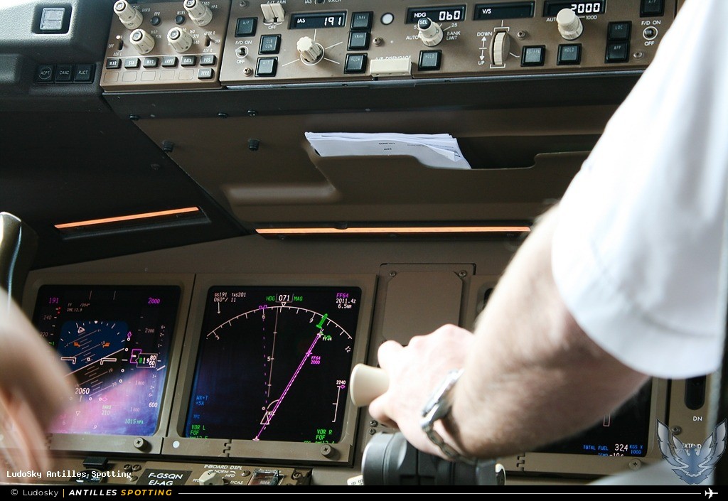 F-GSQN · Boeing 777-300ER, Air France, Martinique – Aimé Césaire