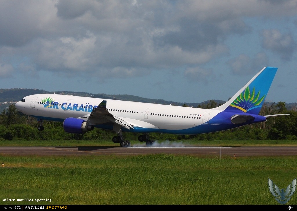 F-OFDF · Airbus A330-200, Air Caraïbes, Martinique – Aimé Césaire