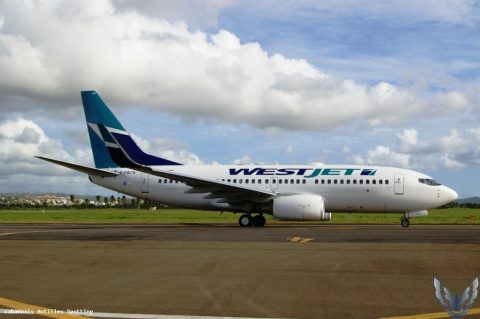 C-FWCN · Boeing 737-700 (2008)