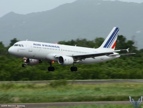 F-GKXQ · Airbus A320, Martinique – Aimé Césaire