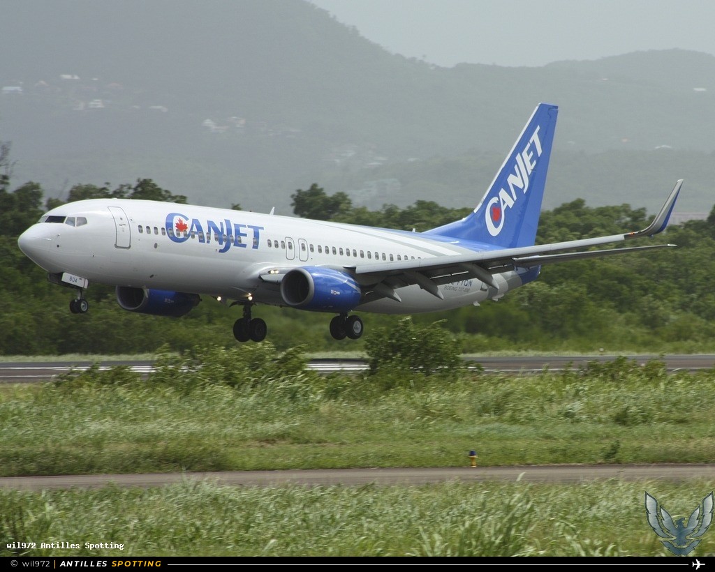 C-FYQN · Boeing 737-800, CanJet, Martinique – Aimé Césaire