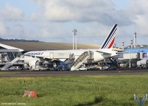 F-GZNG · Boeing 777-300ER, Martinique – Aimé Césaire