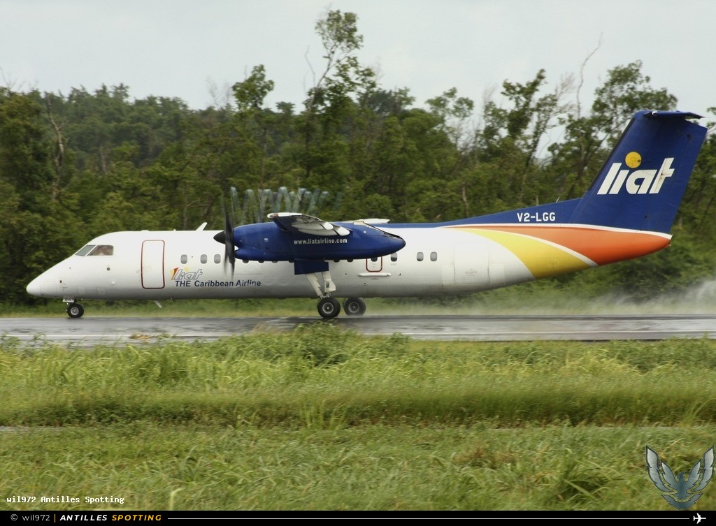 V2-LGG · De Havilland Canada Dash 8-300, LIAT, Martinique – Aimé Césaire