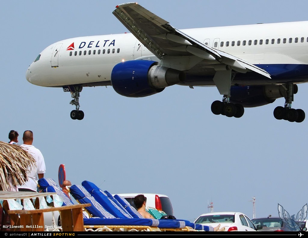 N629DL · Boeing 757-200, Delta Air Lines, Sint Maarten – Princess Juliana