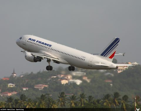 F-GKXC · Airbus A320, Martinique – Aimé Césaire