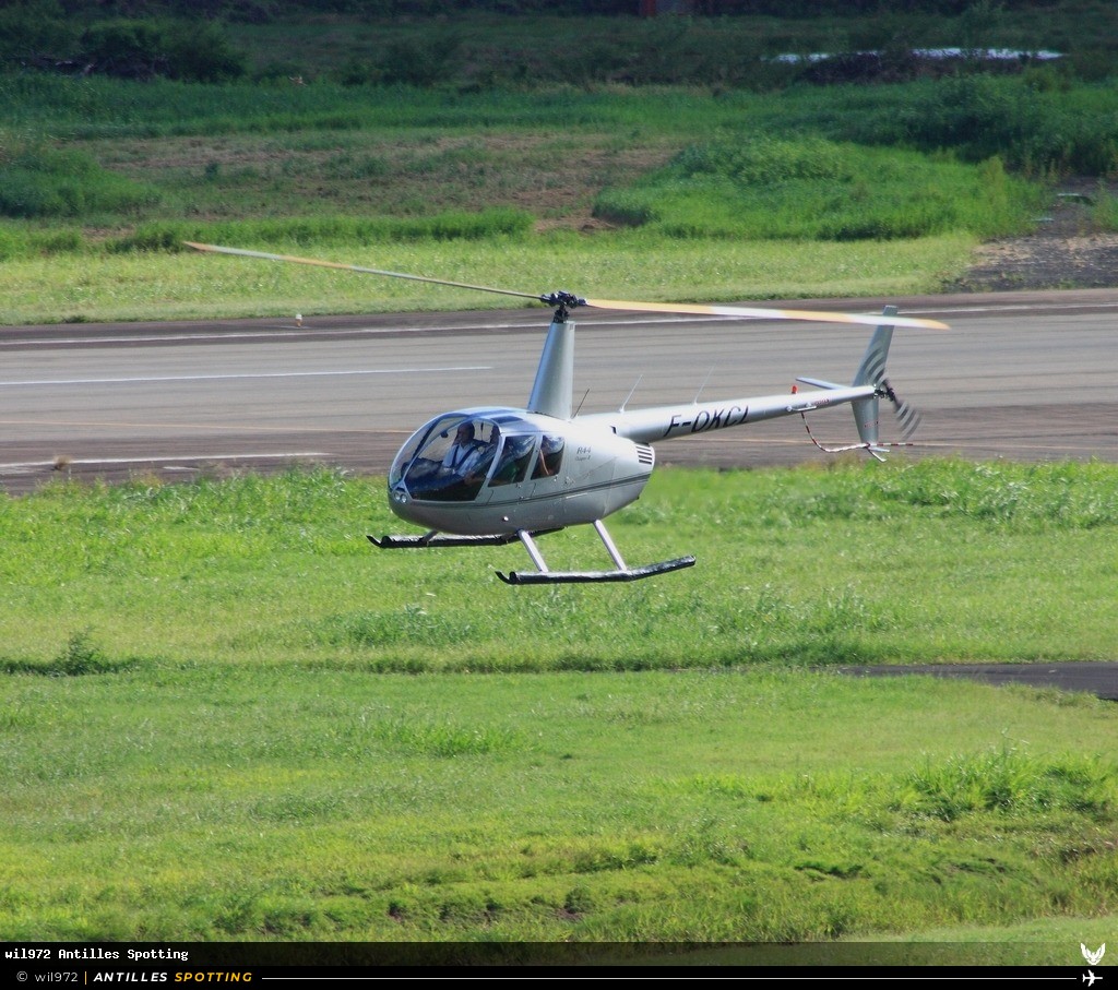 F-OKCL · Robinson R44, Héli Blue, Martinique – Aimé Césaire