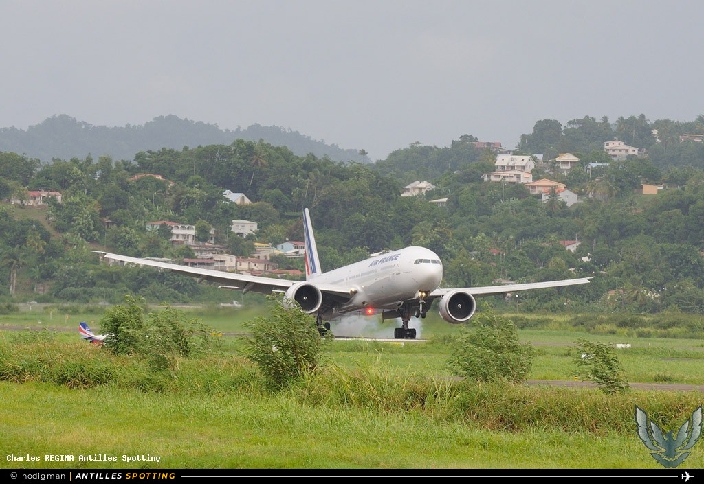 F-GSQP · Boeing 777-300ER, Air France, Martinique – Aimé Césaire