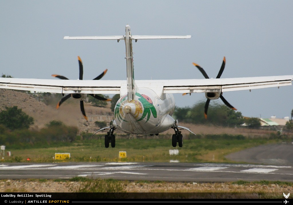 F-OIJB · ATR 42-500, Air Antilles Express, Grand-Case – L'Espérance