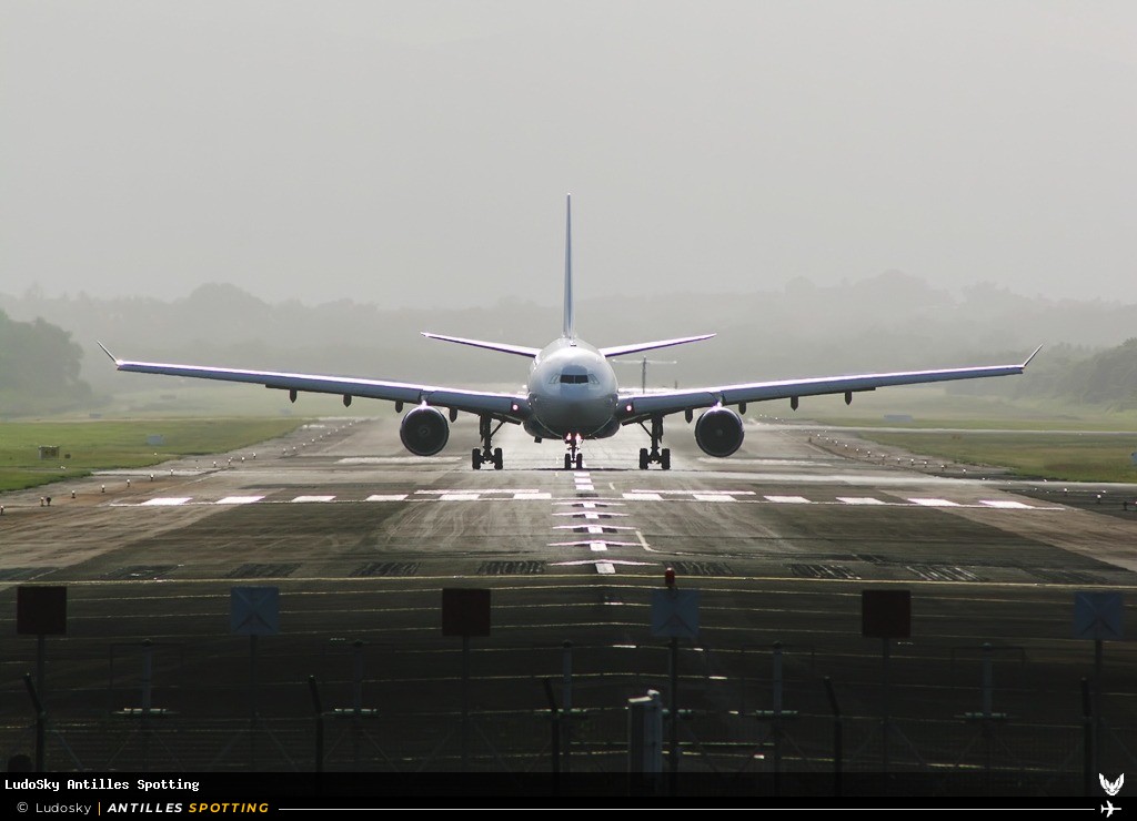 F-OFDF · Airbus A330-200, Air Caraïbes, Pointe-à-Pitre – Maryse Condé
