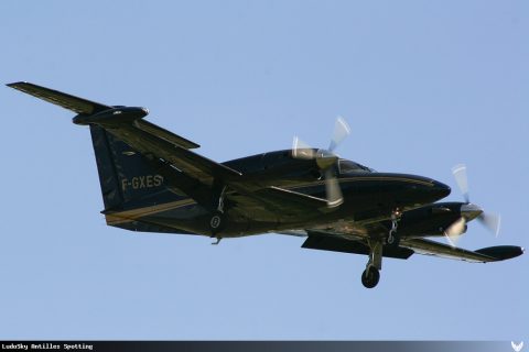 F-GXES · Piper PA42-680 Cheyenne III (2009)