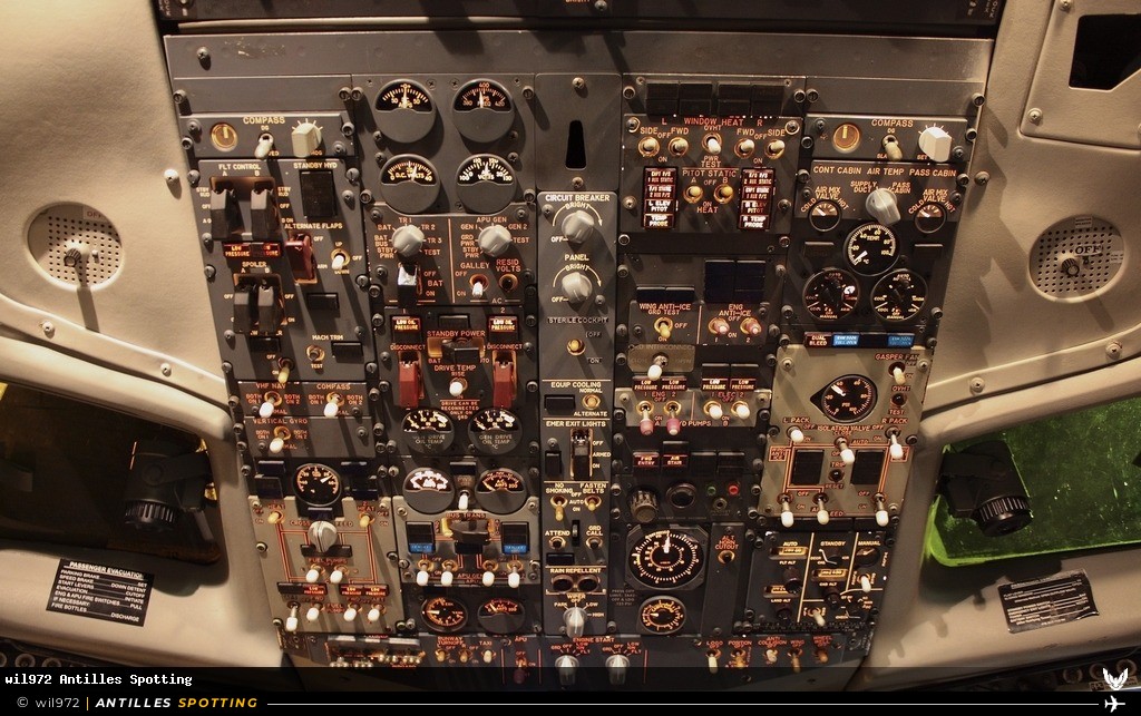 YV399T · Boeing 737-200, Estelar, Martinique – Aimé Césaire