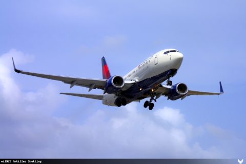 N302DQ · Boeing 737-700 (2009)