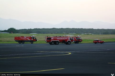 Aéroport · Véhicules, Pointe-à-Pitre – Maryse Condé