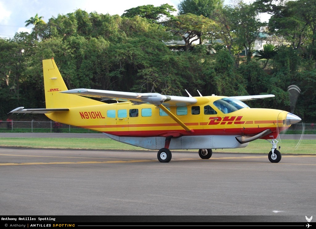 N910HL · Cessna 208 Caravan, DHL Cargo, Castries – George F. L. Charles
