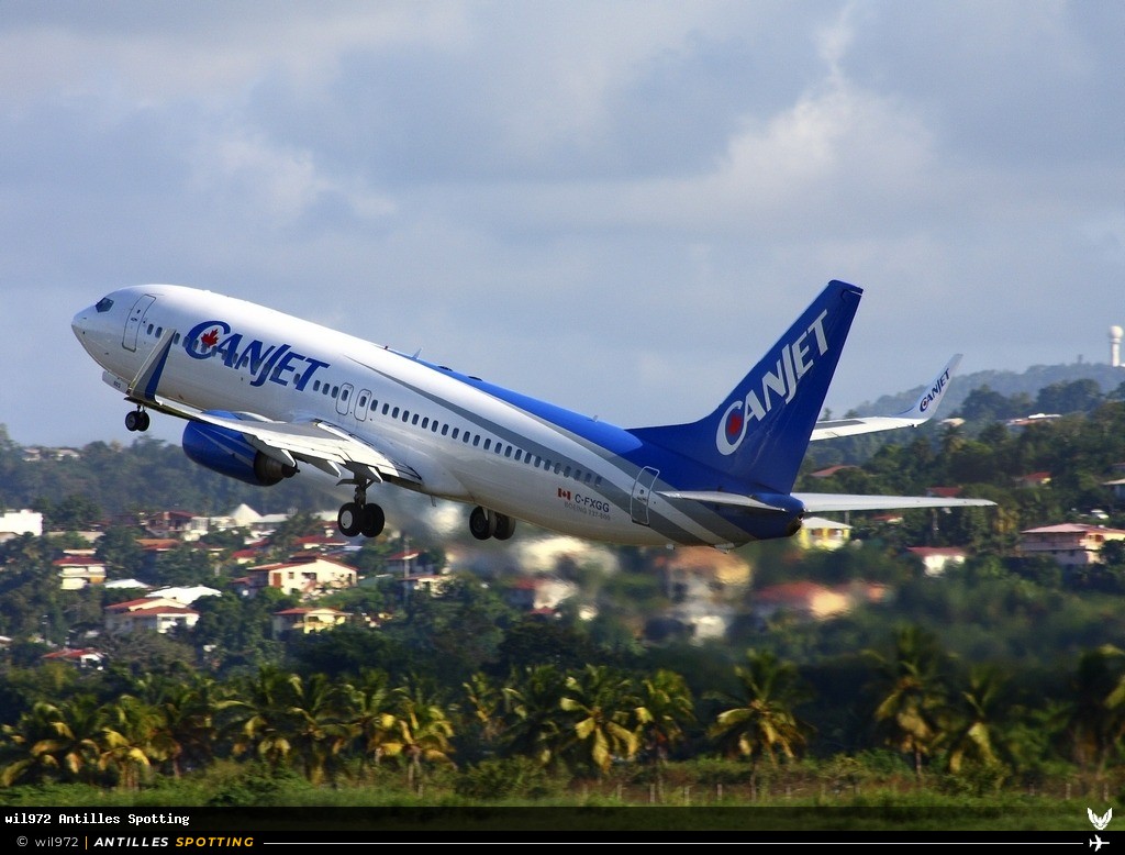 C-FXGG · Boeing 737-800, CanJet, Martinique – Aimé Césaire