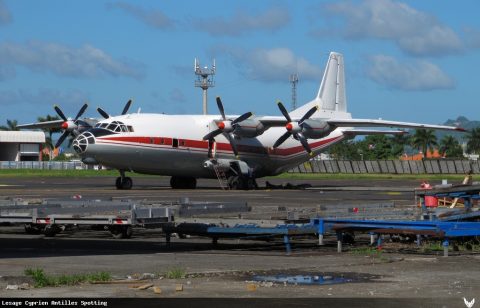 UR-CAK · Antonov An-12 (2010)