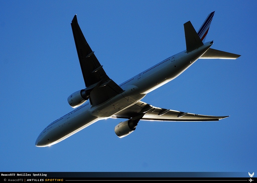 F-GSQS · Boeing 777-300ER, Air France, Martinique – Aimé Césaire