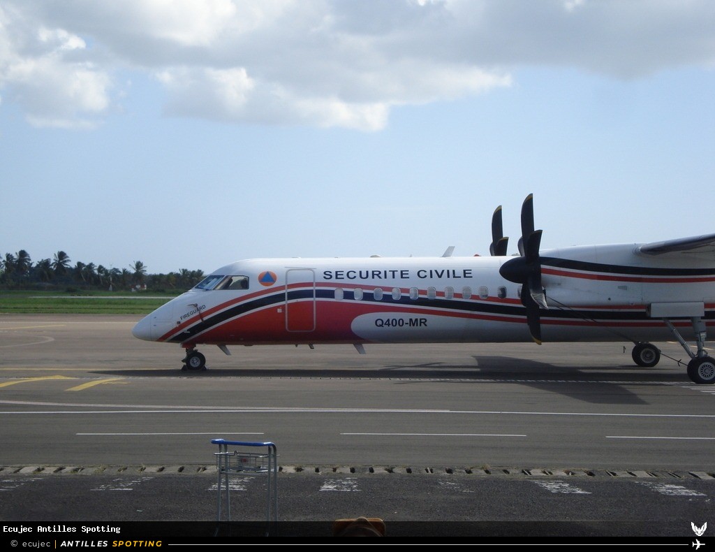 F-ZBMC · De Havilland Canada Dash 8-400, Sécurité civile, Martinique – Aimé Césaire