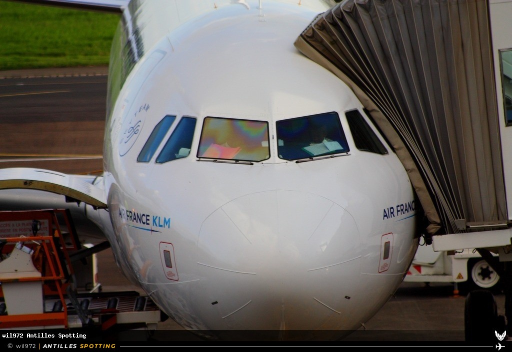 F-GKXQ · Airbus A320, Air France, Martinique – Aimé Césaire