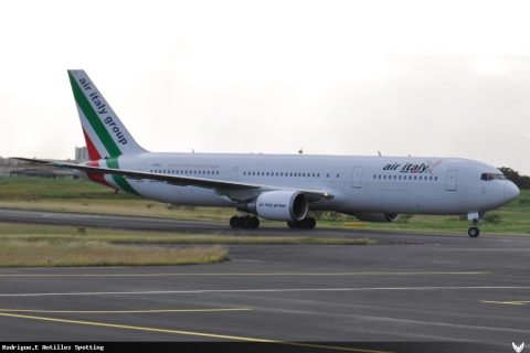 I-AIGJ · Boeing 767-300 (2010)