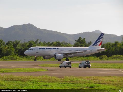 F-GKXC · Airbus A320, Martinique – Aimé Césaire