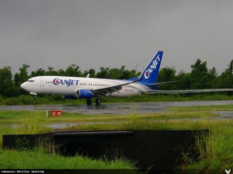 C-FYQO · Boeing 737-800 (2010)