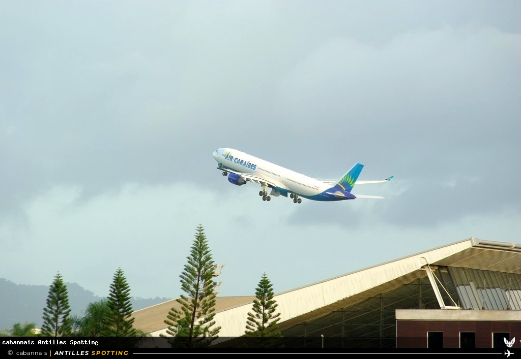 F-OONE · Airbus A330-300, Air Caraïbes, Martinique – Aimé Césaire