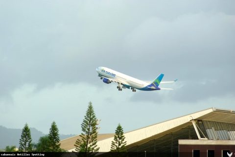 F-OONE · Airbus A330-300, Martinique – Aimé Césaire