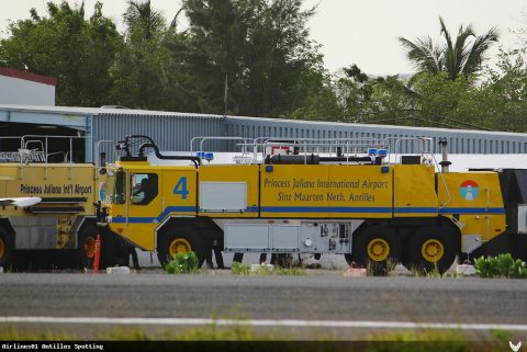 Aéroport · Véhicules, Sint Maarten – Princess Juliana