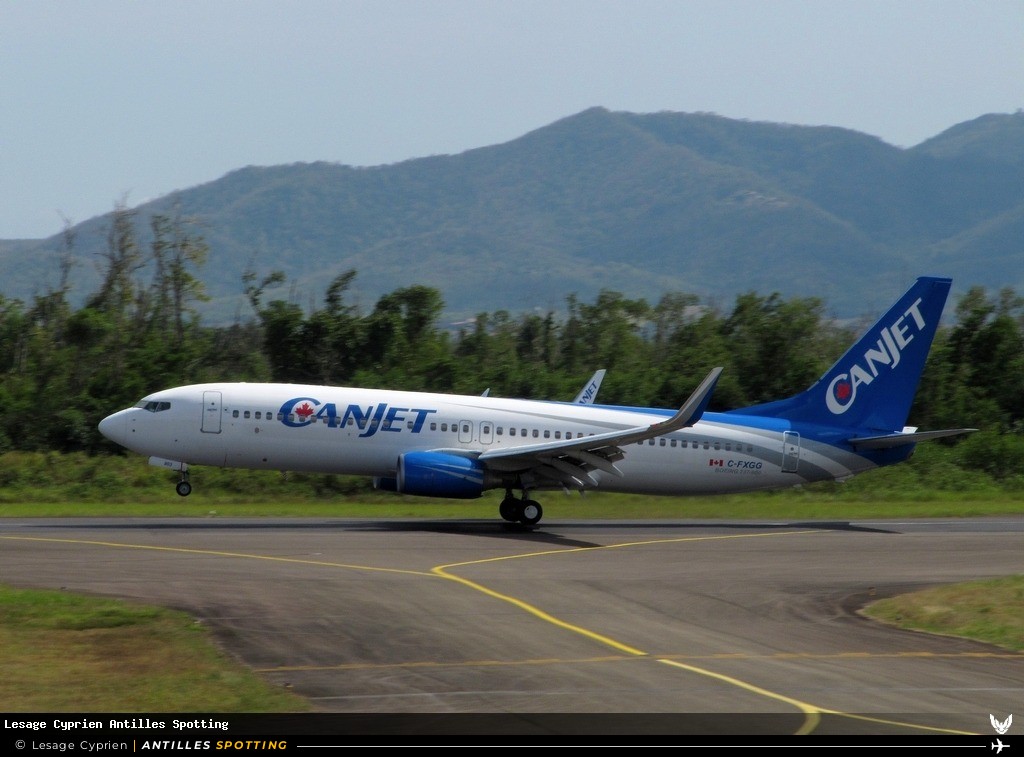 C-FXGG · Boeing 737-800, CanJet, Martinique – Aimé Césaire