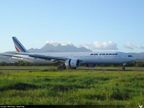 F-GSQN · Boeing 777-300ER, Martinique – Aimé Césaire