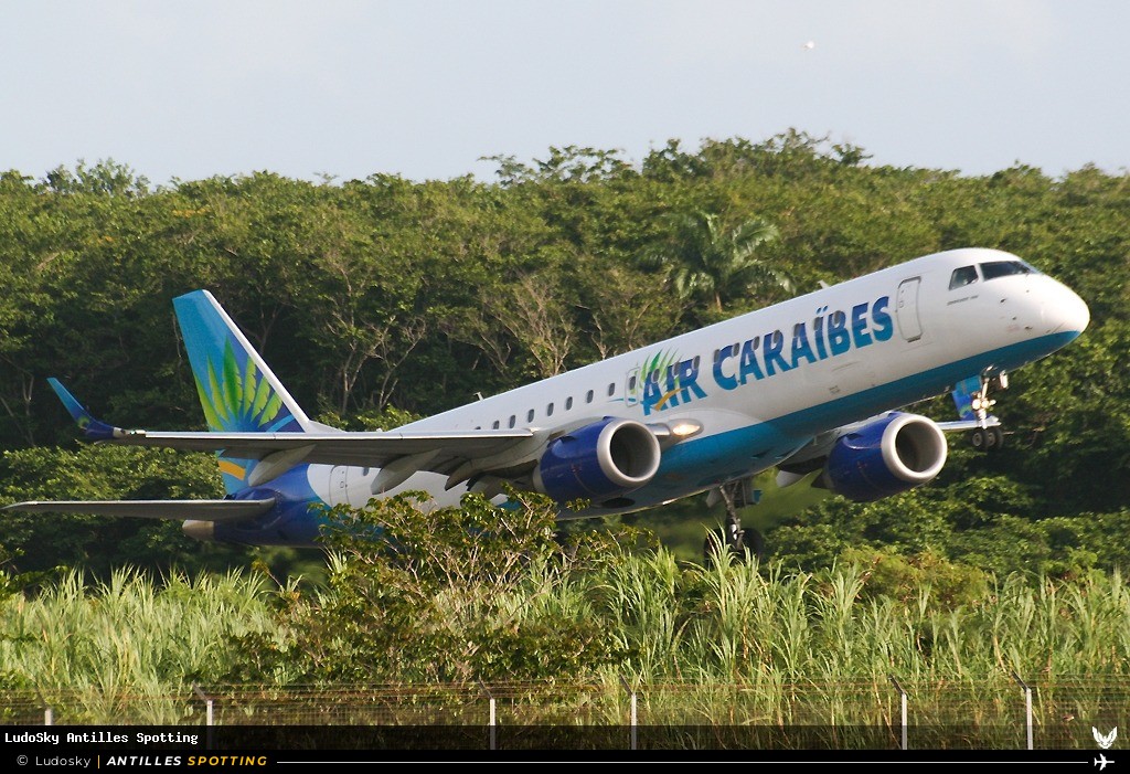 F-OSUD · Embraer E190, Air Caraïbes, Pointe-à-Pitre – Maryse Condé