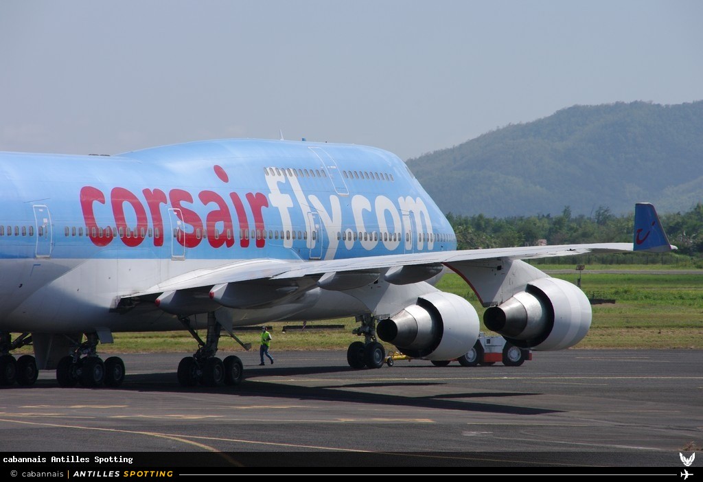 F-HLOV · Boeing 747-400, Corsairfly, Martinique – Aimé Césaire