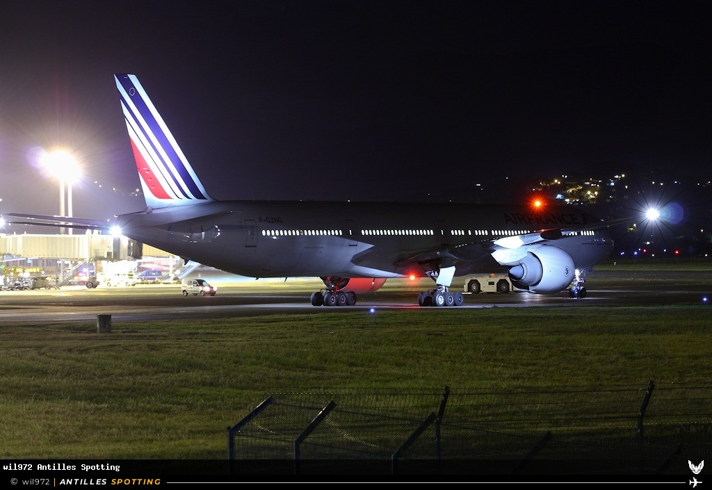 F-GZNG · Boeing 777-300ER, Air France, Martinique – Aimé Césaire