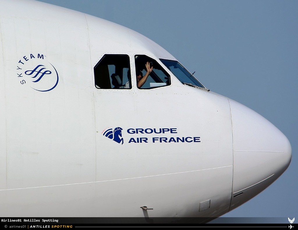 F-GLZN · Airbus A340-300, Air France, Sint Maarten – Princess Juliana