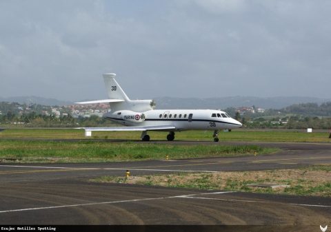 30 · Dassault Falcon 50, Martinique – Aimé Césaire