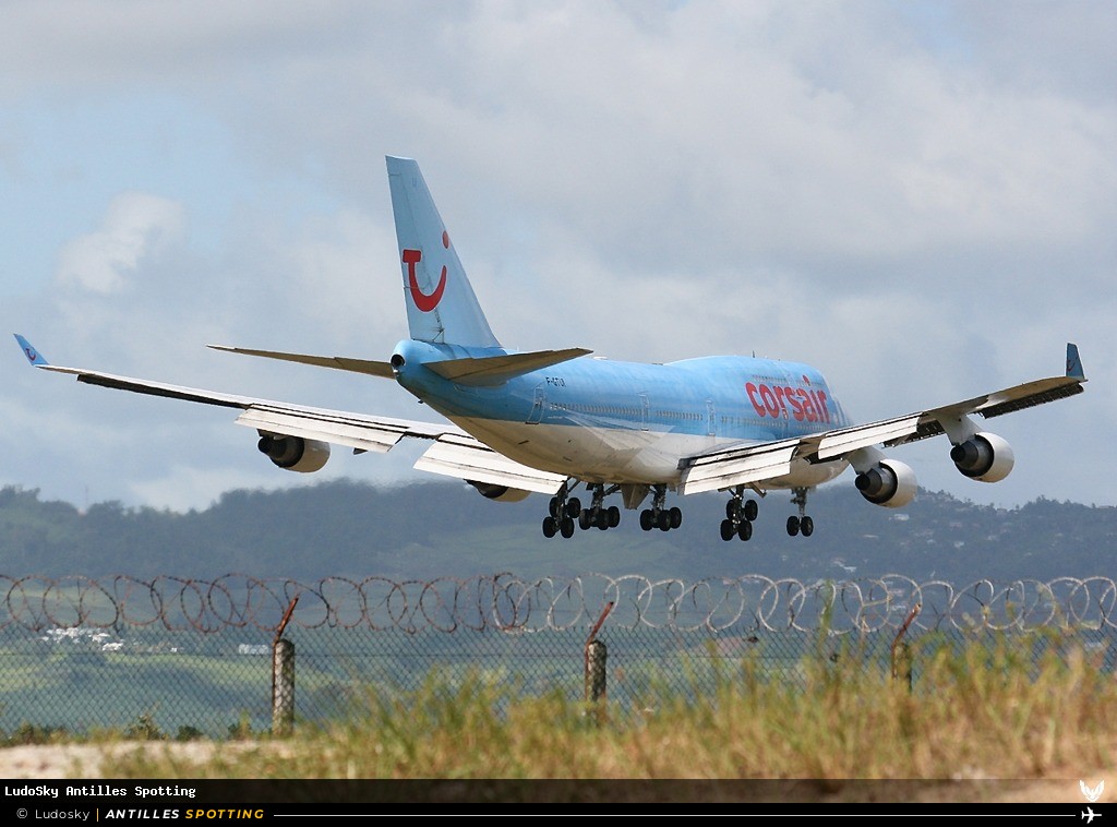 F-GTUI · Boeing 747-400, Corsairfly, Martinique – Aimé Césaire