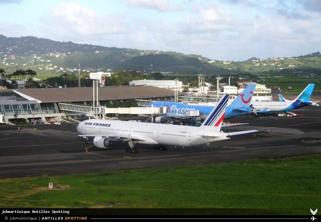 F-GSQN · Boeing 777-300ER, Air France, Martinique – Aimé Césaire