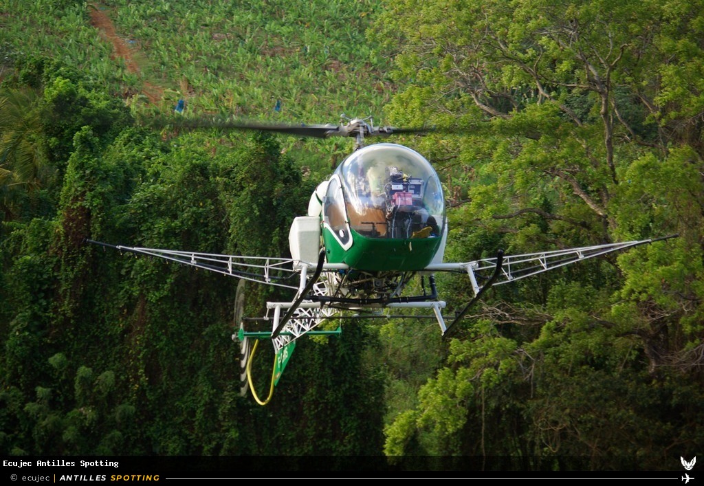 F-GHYS · Bell 47, Air Antilles Associés, Martinique – Aimé Césaire
