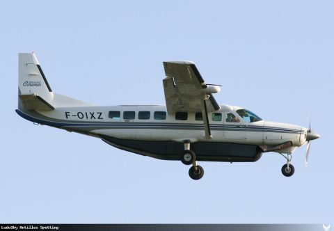 F-OIXZ · Cessna 208 Caravan (2009)