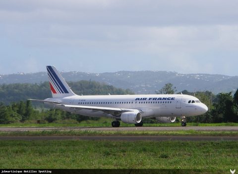 F-GKXQ · Airbus A320, Martinique – Aimé Césaire